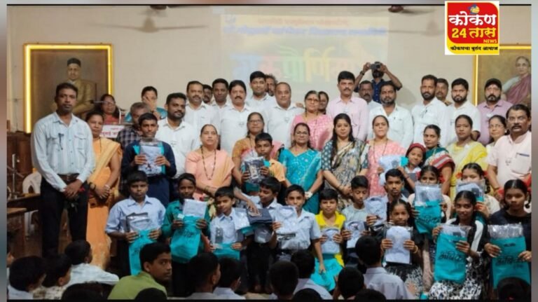 🎓 गुरुपौर्णिमेनिमित्त गोदुताई जांभेकर महिला विद्यालयात शिक्षकांचा सत्कार व विद्यार्थ्यांना गणवेश वाटप 🎓